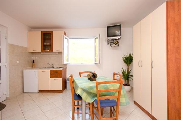 לוקבה Apartments Doris & Petra מראה חיצוני תמונה